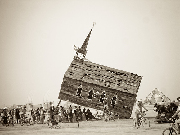 Church Trap - Art Installation 2013 )'(